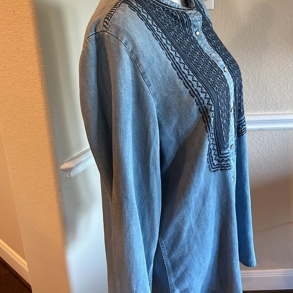 Soft Surroundings Long Sleeve Button Down Denim Tunic Blouse Size L - Picture 5 of 16